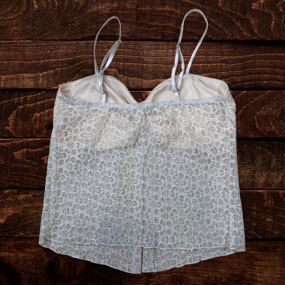 Full Tilt Y2K Coquette Floral Lace Split Front Cami Top Cream Size Medium - Picture 3 of 7